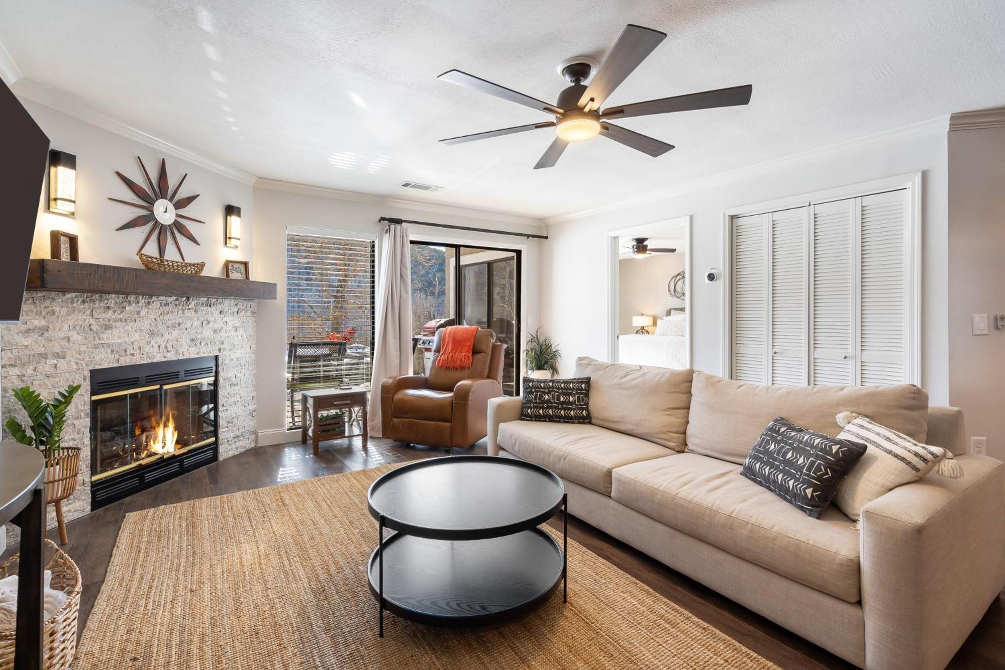 Lavish Branson Escape With Resort And Lake Access Exterior foto